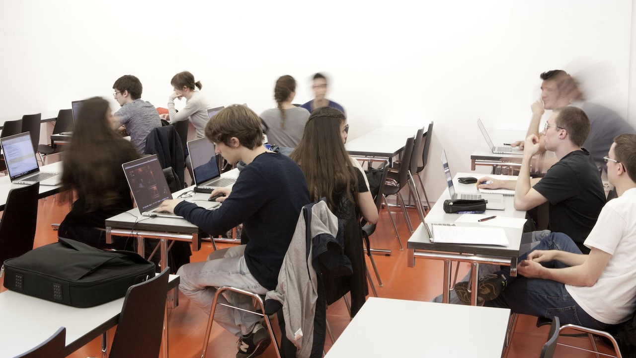 Serious Game for Urban Economics Education